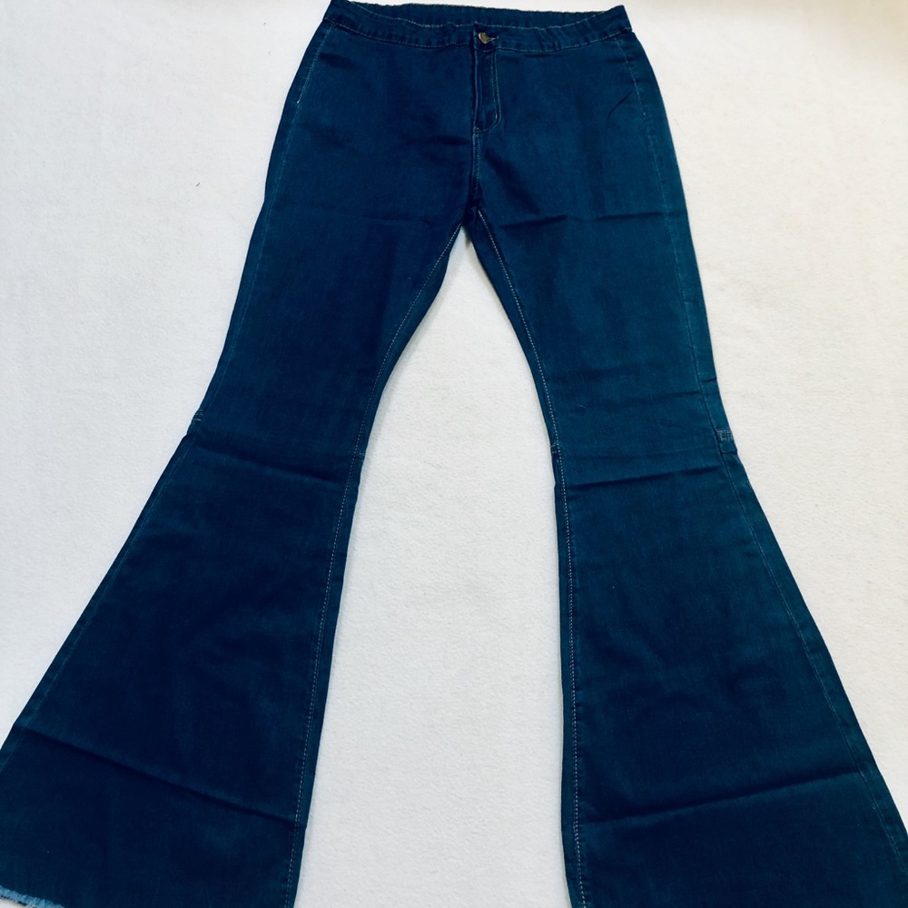 💙 Plus Size Bell Bottom Boho Hippie Jeans Size 14 - Picture 2 of 8